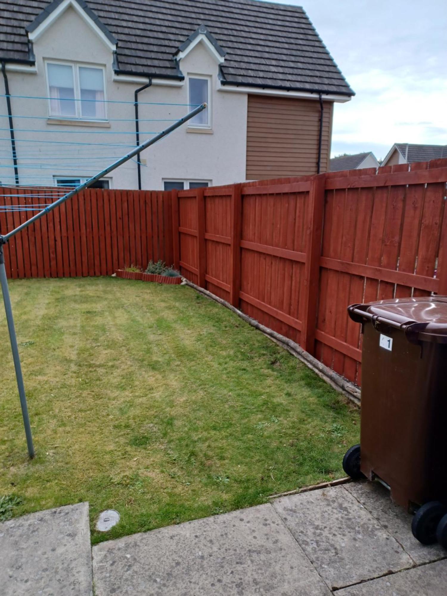 Modern 2 Bedroom Semi Detached House With Own Private Driveway インヴァネス エクステリア 写真